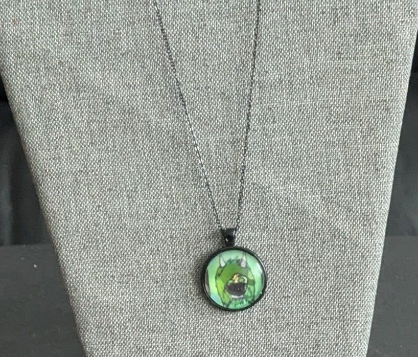 bllack cat Blacklight Reactive Green Dome Necklace With Black Pendant Tray and Black Thin Chain