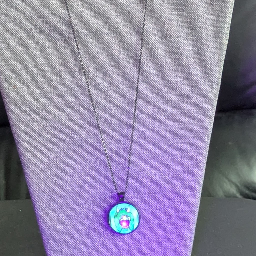 bllack cat Blacklight Reactive Green Dome Necklace With Black Pendant Tray and Black Thin Chain